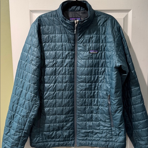 Patagonia Men's Nano Puff Jacket - Picture 4 of 13